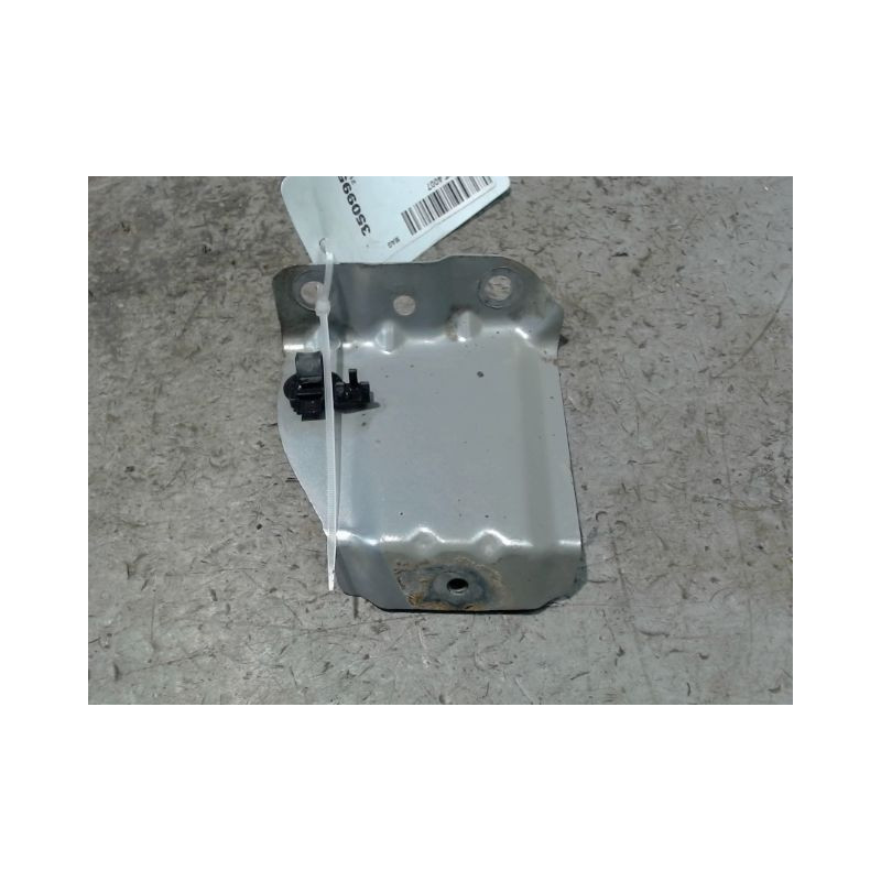 SUPPORT AILE AVG PEUGEOT 4007