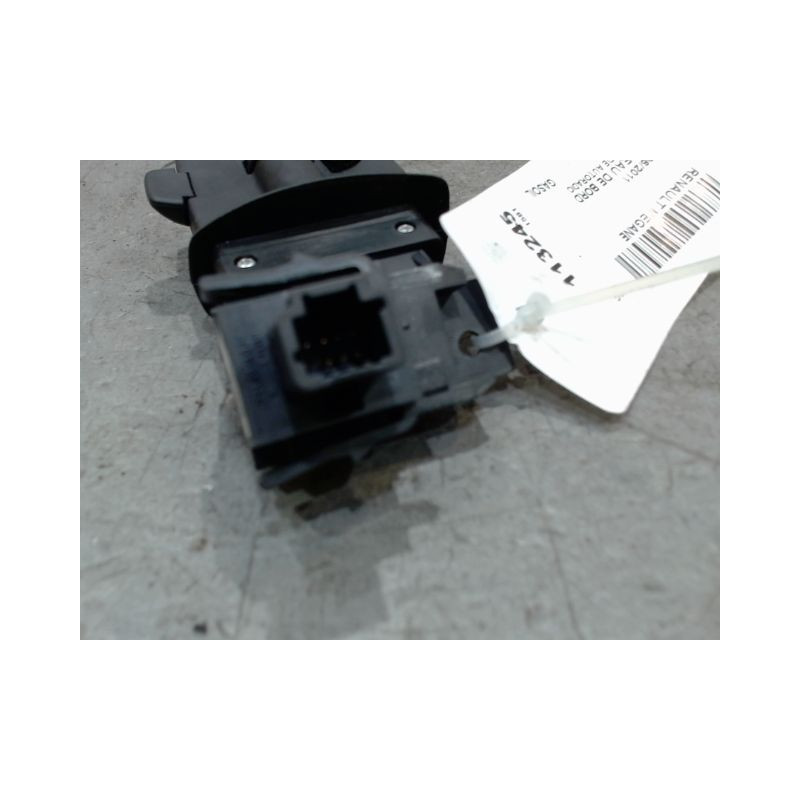 COMMANDE AUTORADIO RENAULT MEGANE