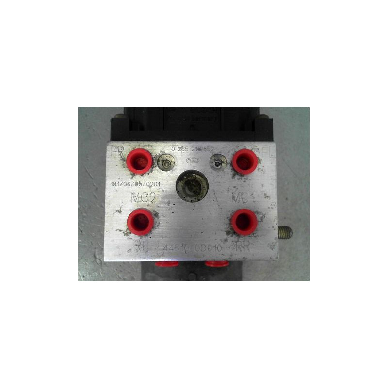 UNITE HYDRAULIQUE ABS TOYOTA YARIS -2003