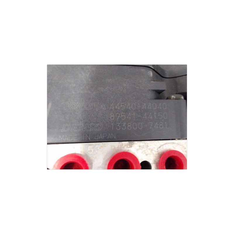 UNITE HYDRAULIQUE ABS TOYOTA AVENSIS VERSO 04-06