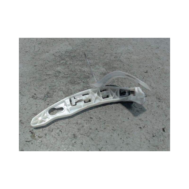 SUPPORT PARE-CHOC ARD PEUGEOT 208