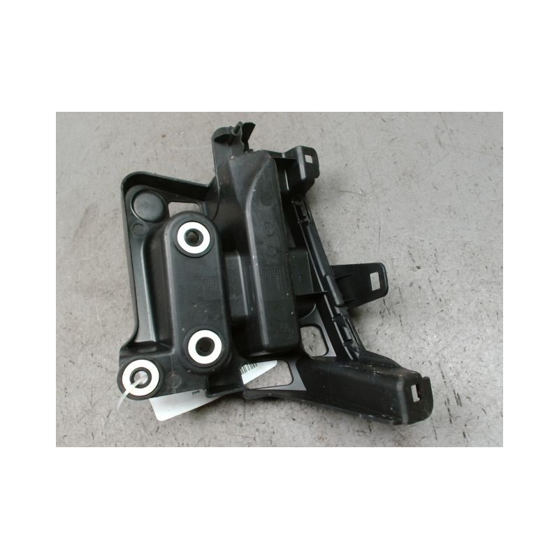 SUPPORT PARE-CHOC ARG PEUGEOT 208