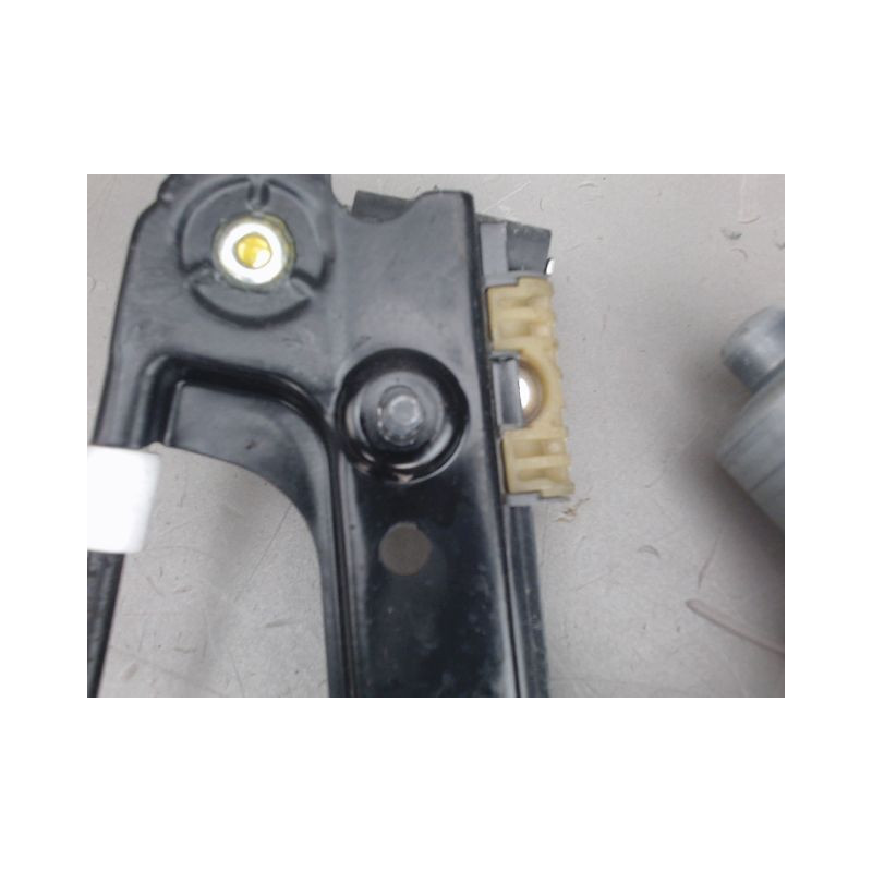 MECANISME LEVE-GLACE AVANT GAUCHE VOLKSWAGEN POLO