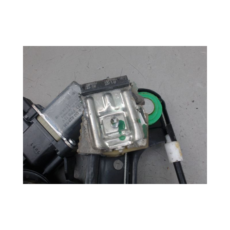 MECANISME LEVE-GLACE AVANT GAUCHE VOLKSWAGEN POLO