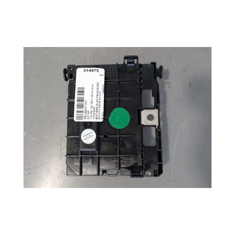 BOITE A FUSIBLES PEUGEOT 207 5P
