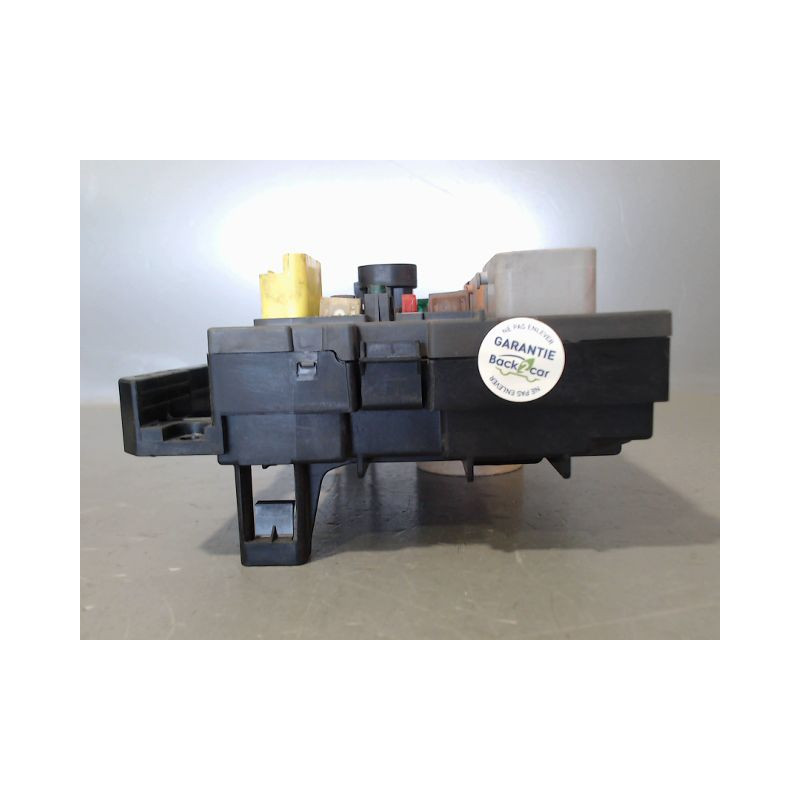 BOITE A FUSIBLES PEUGEOT 308 I Phase 1 2007-2011