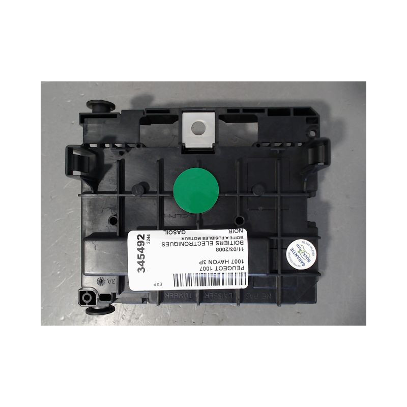 BOITE A FUSIBLES PEUGEOT 1007 2005-2010