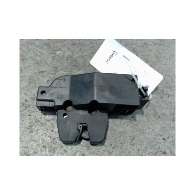 SERRURE COFFRE ARRIERE PEUGEOT 407