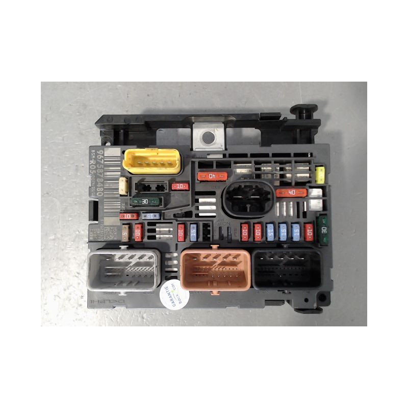BOITE A FUSIBLES PEUGEOT 308 2011-