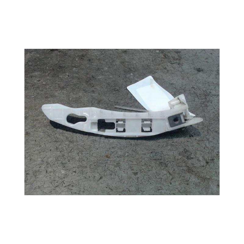 SUPPORT PARE-CHOC ARD PEUGEOT 208