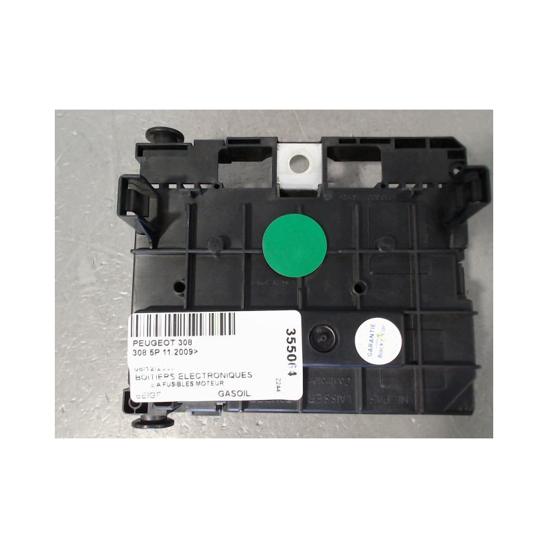 BOITE A FUSIBLES PEUGEOT 308 2009-