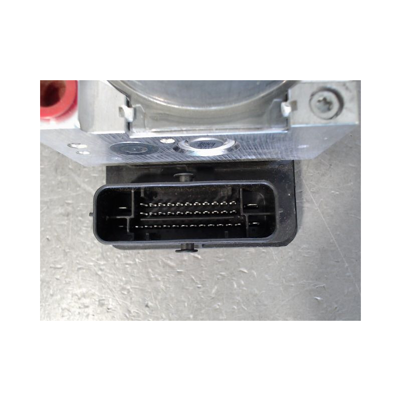 UNITE HYDRAULIQUE ABS SUZUKI SWIFT
