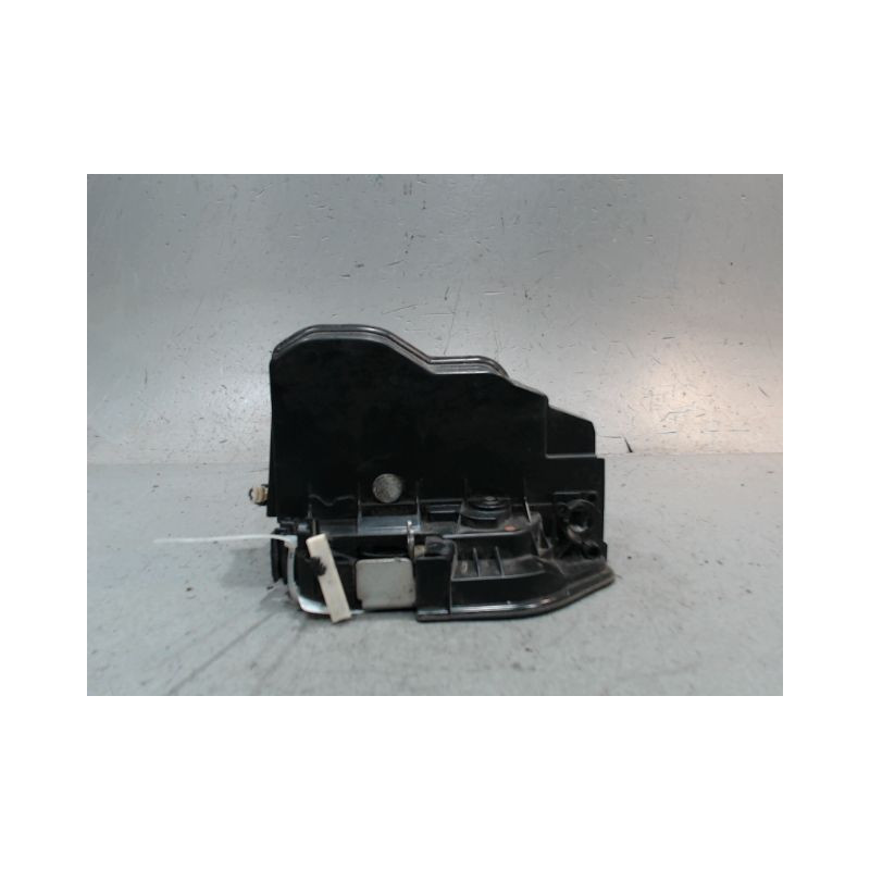 SYSTEME CONDAMNATION AVANT GAUCHE B.M.W. SERIE 1