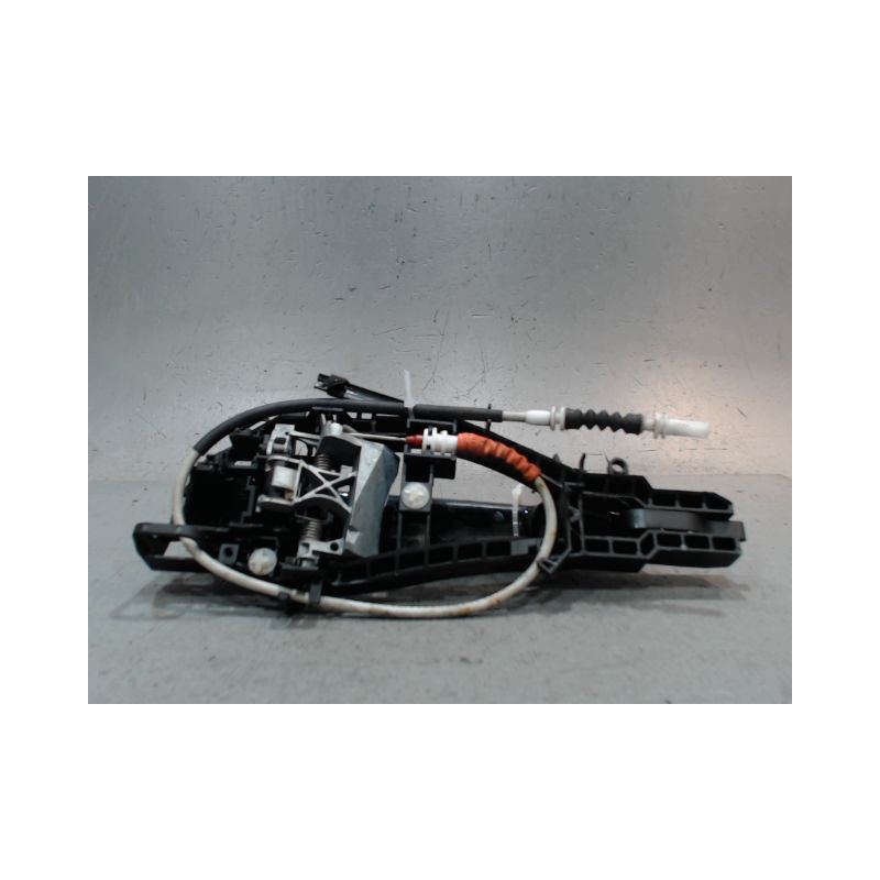 POIGNEE EXTERIEURE PORTE ARRIERE DROIT B.M.W. SERIE 1