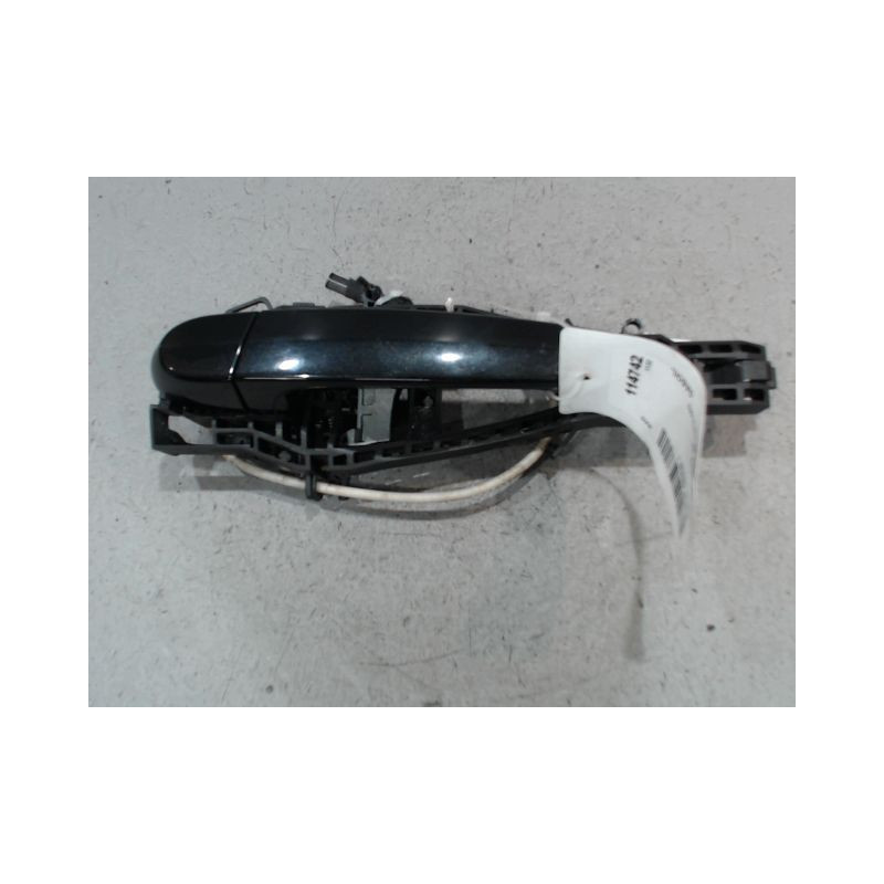 POIGNEE EXTERIEURE PORTE ARRIERE GAUCHE B.M.W. SERIE 1