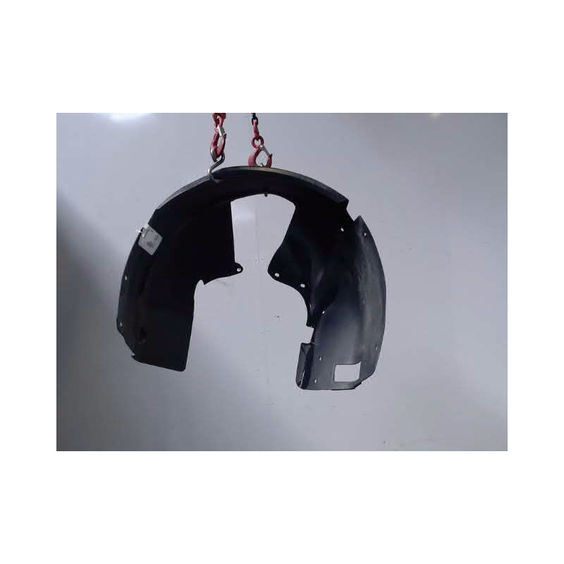 PARE-BOUE AVANT DROIT FORD T.COURIER