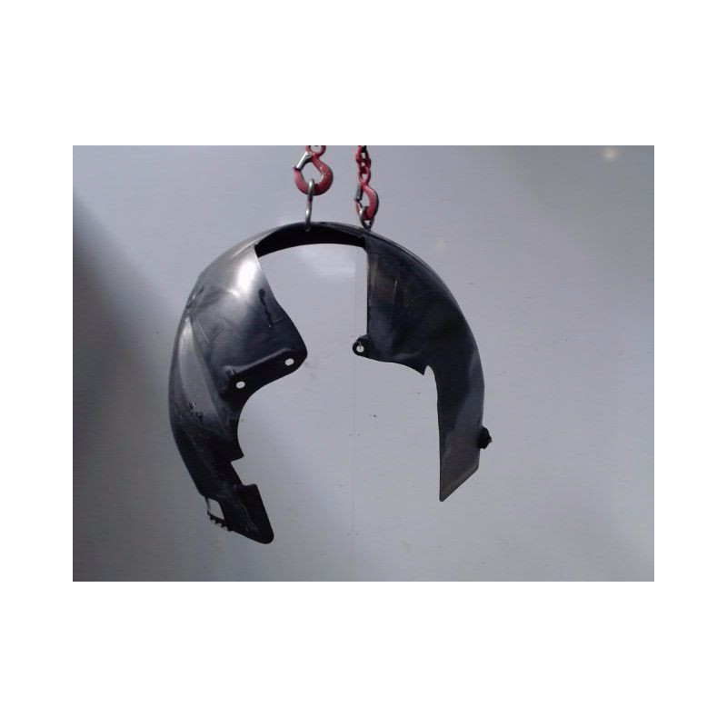 PARE-BOUE AVANT DROIT FORD T.COURIER