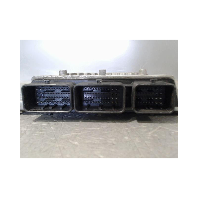 CALCULATEUR MOTEUR FORD FIESTA VI Phase 1 2002-2005