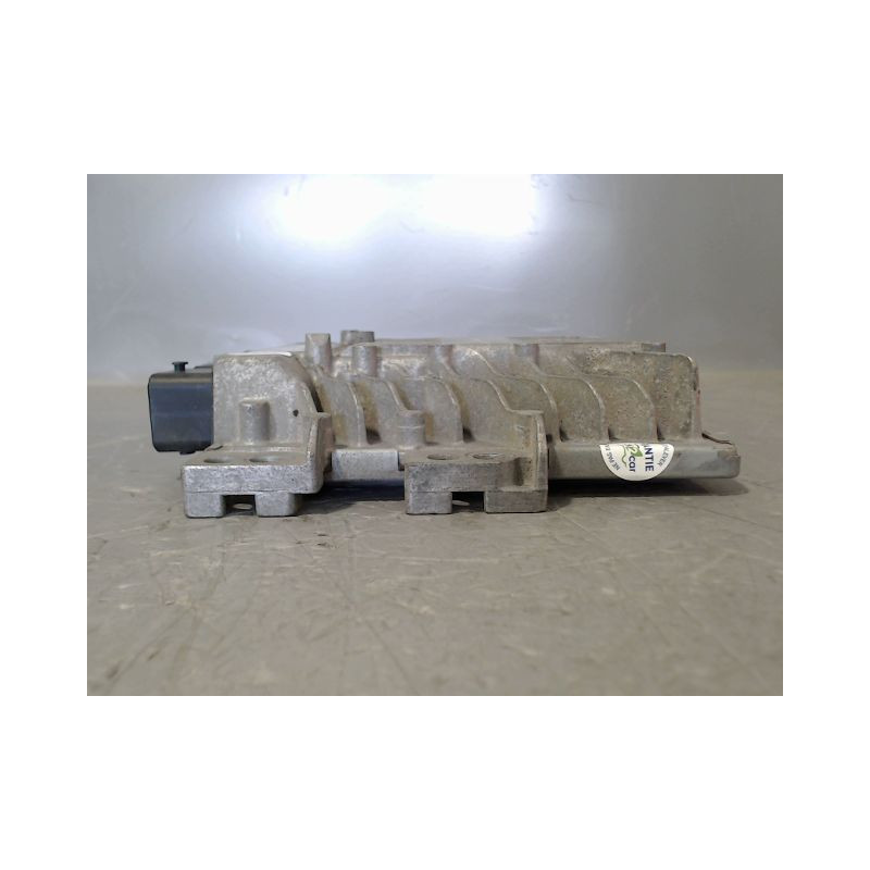 CALCULATEUR MOTEUR FORD FIESTA VI Phase 1 2002-2005