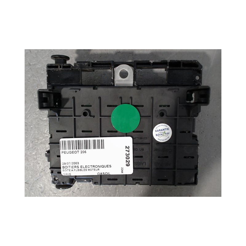 BOITE A FUSIBLES PEUGEOT 206
