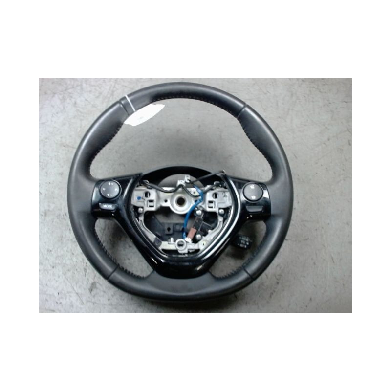 VOLANT DE DIRECTION PEUGEOT 108