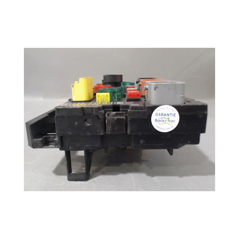 BOITE A FUSIBLES PEUGEOT 307 CC 03-05