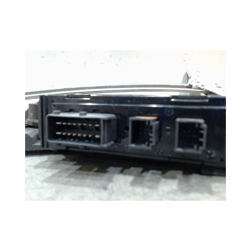 MECANISME+MOTEUR LEVE-GLACE AVANT DROIT PEUGEOT 307