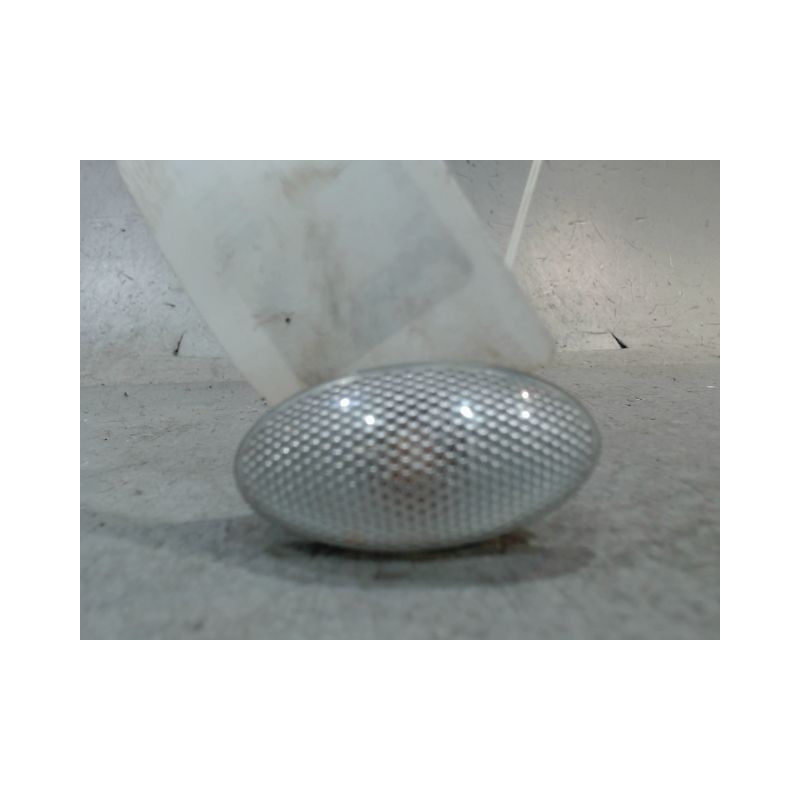 REPETITEUR AILE DROIT PEUGEOT 307