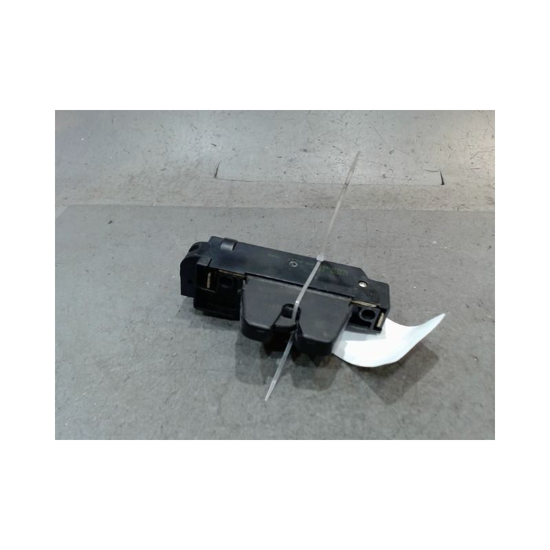 SERRURE HAYON  PEUGEOT 307