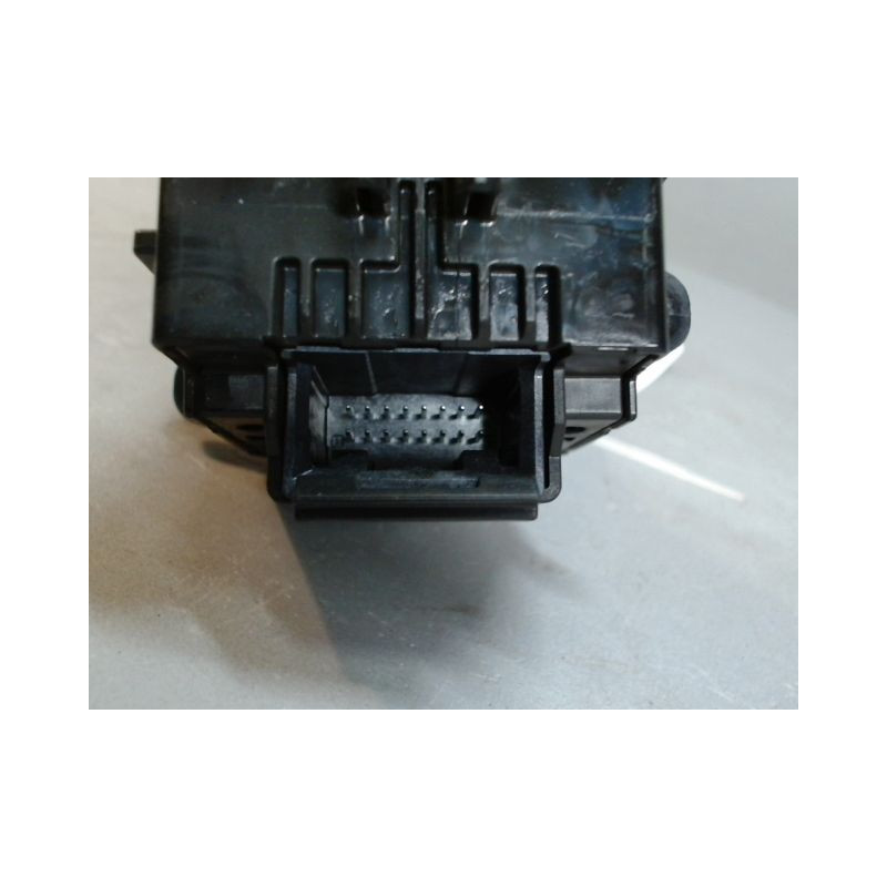 COMMANDE CLIGNOTANT LEXUS UX250H