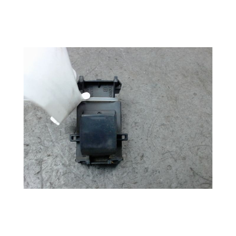 COMMANDE LEVE-GLACE PORTE AVD LEXUS UX250H