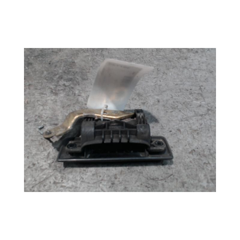 POIGNEE EXTERIEURE PORTE AVANT GAUCHE PEUGEOT 205 87-98