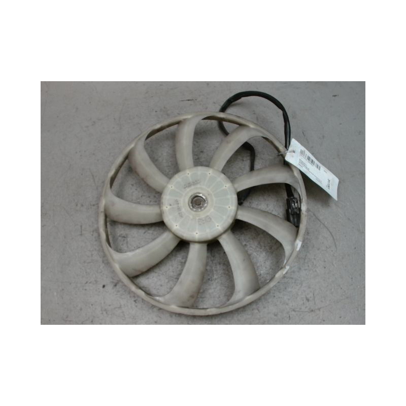 MOTEUR VENTILATEUR RADIATEUR TOYOTA VERSO