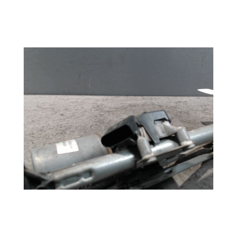 MECANISME ESSUIE-GLACE AVANT OPEL CORSA 06-09