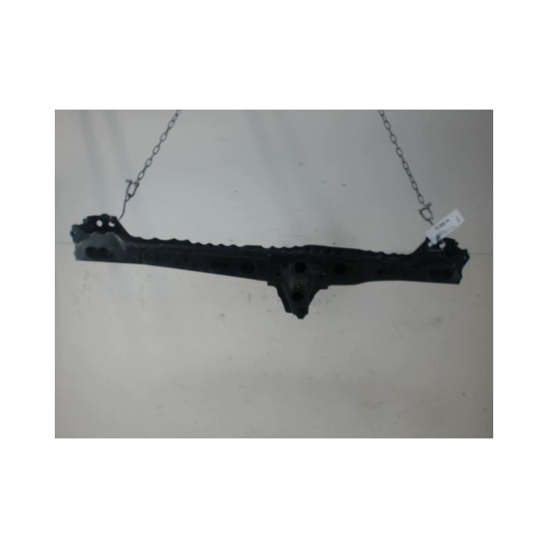 TRAVERSE INFERIEURE ARMATURE AVANT TOYOTA VERSO