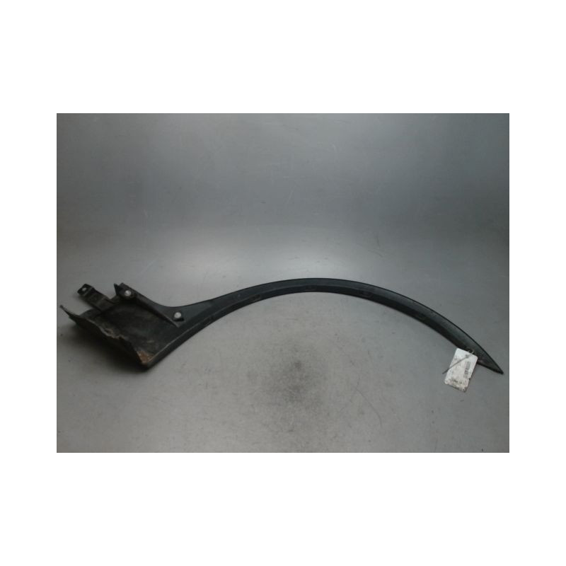 ELARGISSEUR AILE AVANT GAUCHE B.M.W. X3