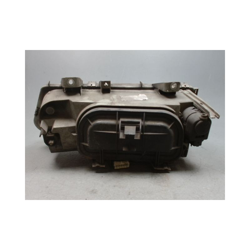 PHARE DROIT PEUGEOT 806 94-2001