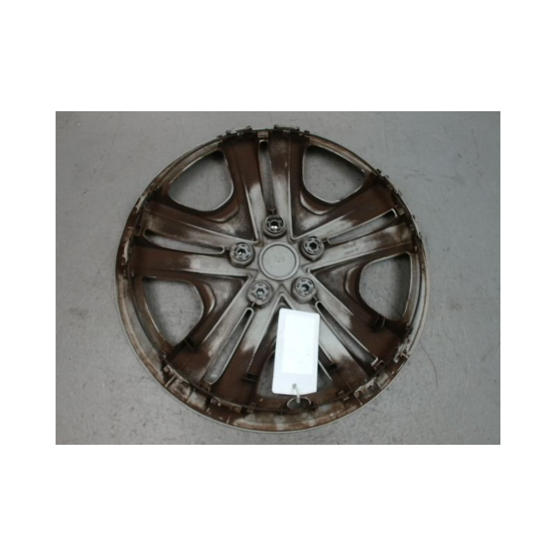 ENJOLIVEUR DE ROUE PEUGEOT 208