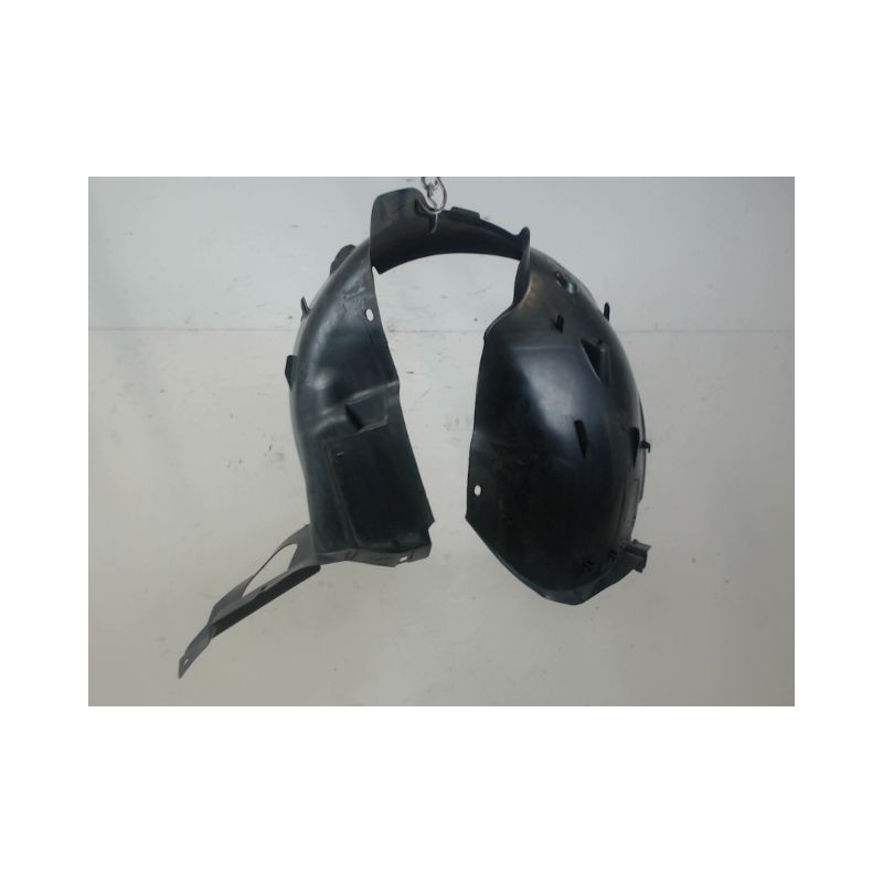 PARE-BOUE AVANT DROIT PEUGEOT 208