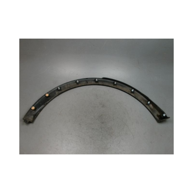 ELARGISSEUR AILE ARRIERE GAUCHE RENAULT CAPTUR