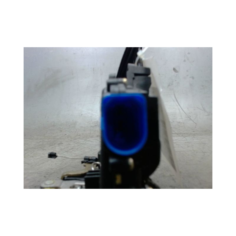 SYSTEME CONDAMNATION ARRIERE DROIT VOLKSWAGEN POLO 02-05