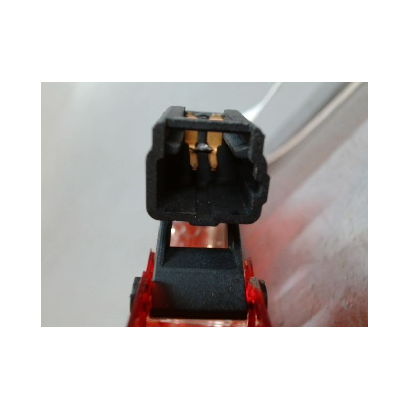 FEUX STOP SUPPLEMENTAIRE RENAULT CLIO