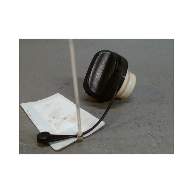 BOUCHON RESERVOIR A CARBURANT SUZUKI SPLASH