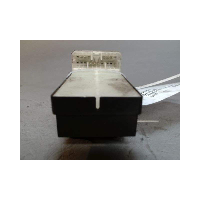 COMMANDE LEVE-GLACE PORTE AVG SUZUKI SPLASH