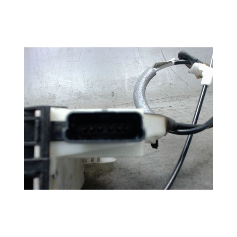 SYSTEME CONDAMNATION AVANT GAUCHE PEUGEOT 208