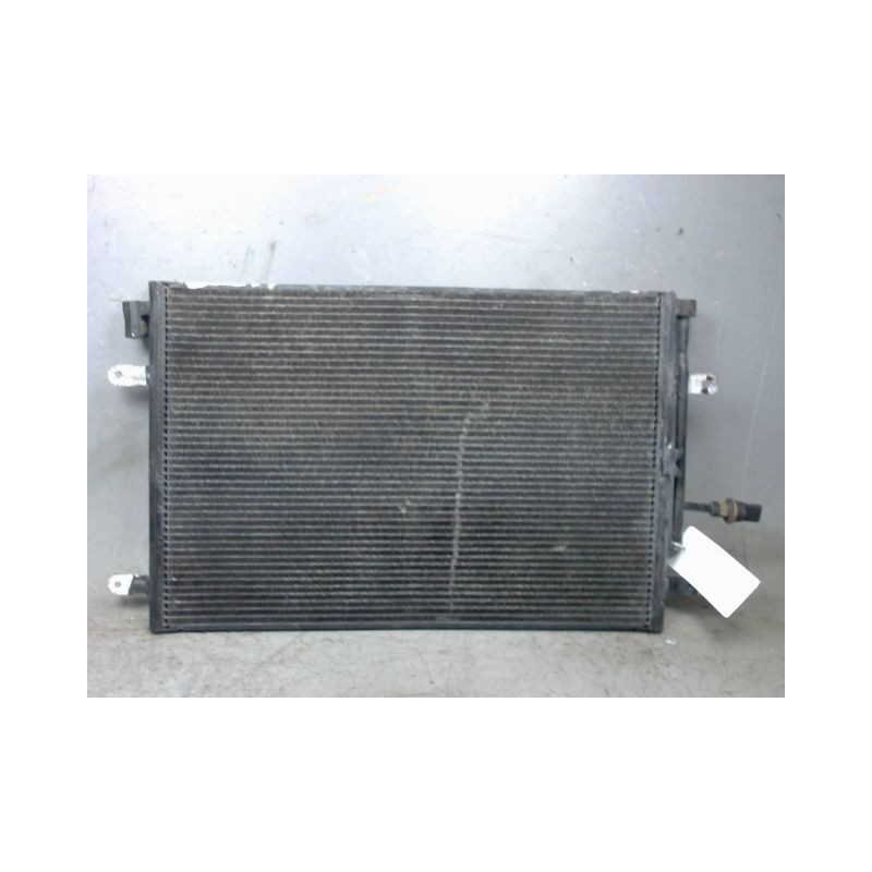 CONDENSEUR CLIMATISATION AUDI A4 AVANT 04-08