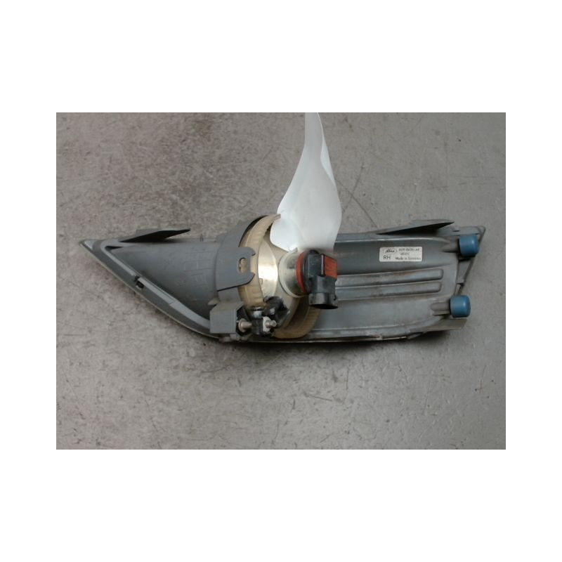 PHARE ANTIBROUILLARD AVANT DROIT FORD MONDEO