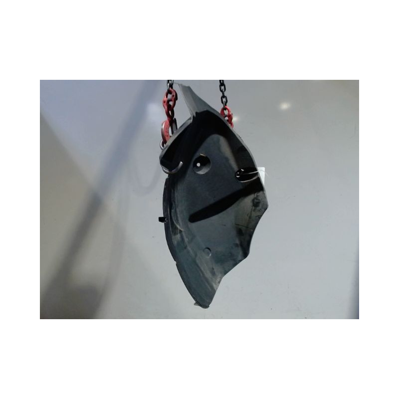 PARE-BOUE ARRIERE DROIT DACIA DUSTER