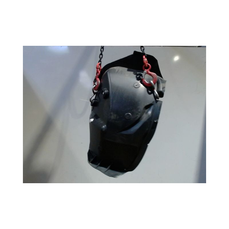 PARE-BOUE ARRIERE DROIT DACIA DUSTER