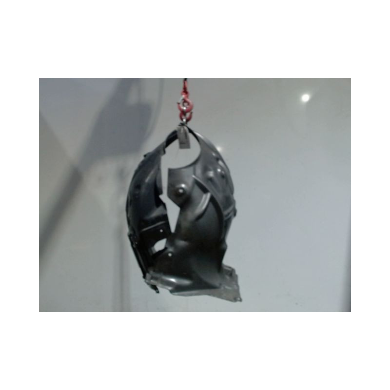 PARE-BOUE AVANT DROIT B.M.W. SERIE 3